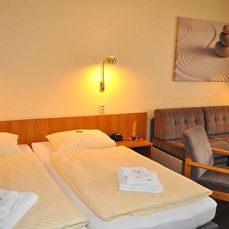 Gaestehaus Lietzow & Stoertebeker Camp Aparthotel Ngoại thất bức ảnh